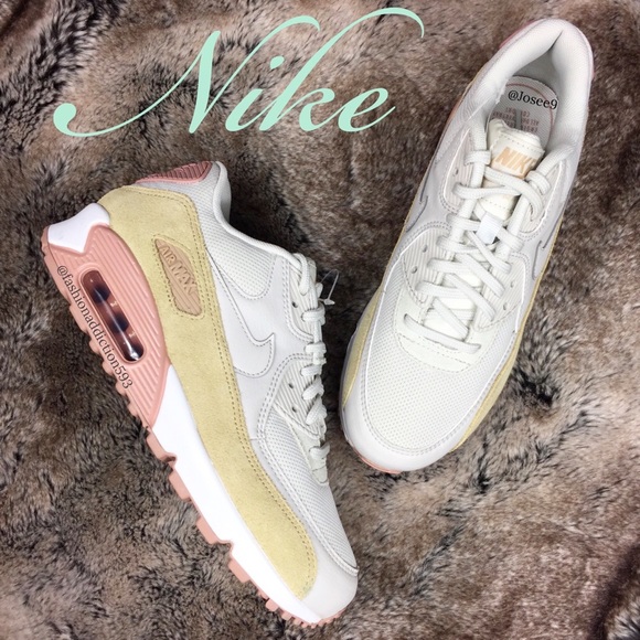 nike velvet rose